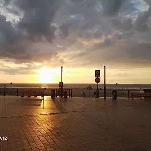 Appartement Kursaal Met Zeezicht, Ostende
